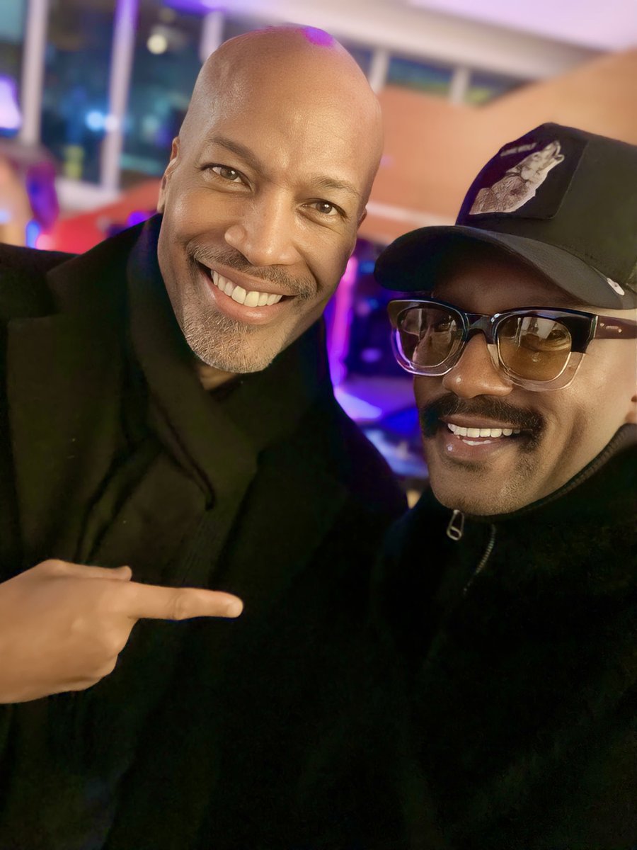 JeromeBrooksJr's tweet photo. I love the works By @domorisseau . @signatureinnyc Off-Broadway had a #BlackTheaterNight of #SunsetBaby & Pre-Show Reception w/ free food & DJ Music by J Keys. There was a talkback afterwards w/ #TrevorHayes & the cast @JAlphonse_N , Moses Ingram, & #RussellHornsby https://t.co/lgWPRMGEgG