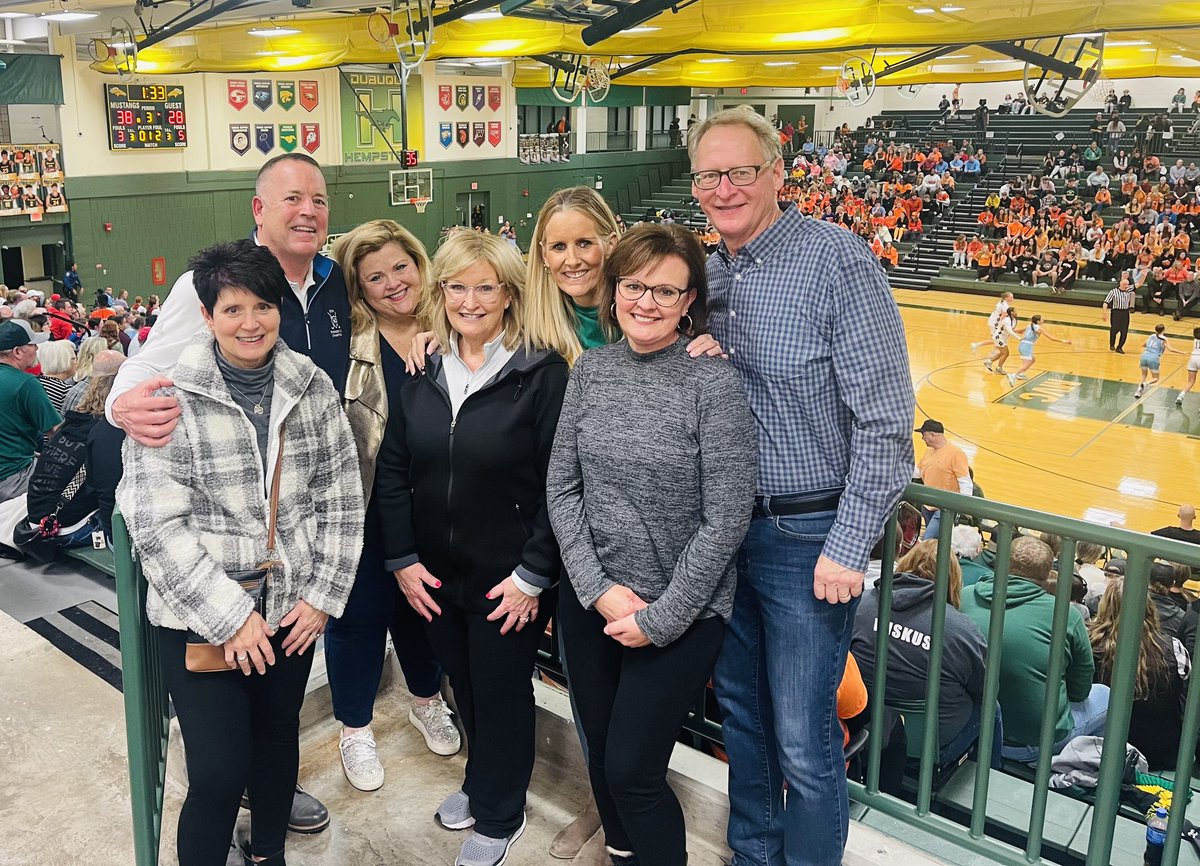 After 37 years of holding the Hempstead High School basketball all-time scoring record…I was honored to hand that off to the NEW all-time scorer.  A special night at a special place surrounded by special people 💚🏀💛<a href="/juliespelhaug/">Julie Spelhaug</a> <a href="/CamdynKay/">camdyn kay</a>