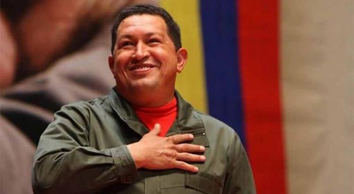 Granma_Digital's tweet photo. 🇻🇪 El liderazgo de Chávez ilumina el camino del pueblo venezolano

@DiazCanelB  envió un mensaje de felicitación al pueblo venezolano y a su presidente, Nicolás Maduro, por el aniversrio 25 de la Revolución Bolivariana.  

https://t.co/j49fS9i7Ap https://t.co/gvq1QyFHxx