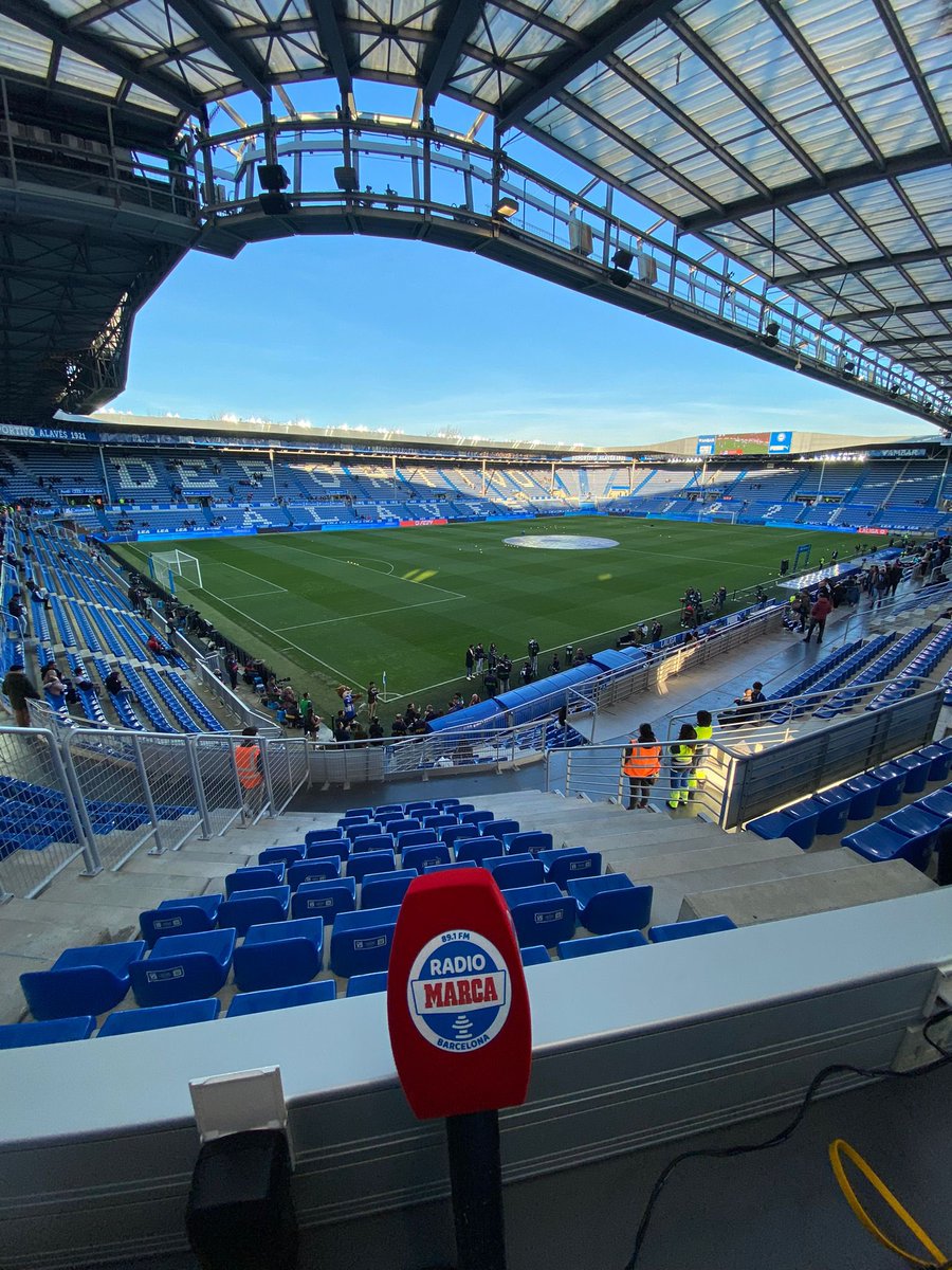 RadioMARCA's tweet photo. 🏟️ ¡VAMOS A MENDIZORROZA!

🔵🔴 Visita del Fútbol Club Barcelona a casa del Deportivo Alavés

🔊 Lo contamos en @MARCADOR con:

🎙️@Rulo_Fuentes_ 
🕵🏻‍♂️@A_SeguraJ 
🕵🏻‍♂️@MikelUriarte 

🗣️ Dani García Lara
🗣️ @rfcolmenero77 
🗣️ @David74Sanchez 
🗣️ Alberto Garmendia

➕ #LosPablos https://t.co/fFCFSqxWtU