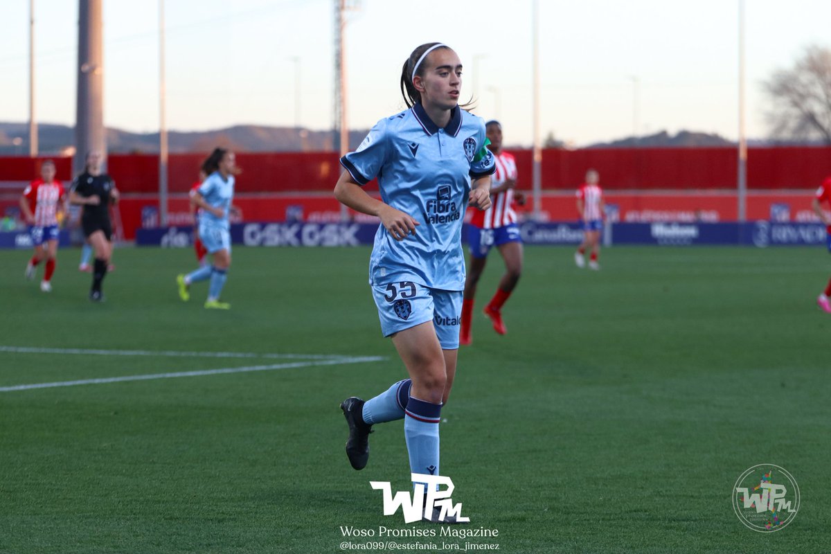 WosoMagazine's tweet photo. 📍👧🏻 María Gabaldon (@maria_gabaldon4) ha jugado con la @LUDFemenino 🔵🔴 en la Jornada 1️⃣6️⃣ de #LigaF 
 
⏱️ 15' jugados

🎖Victoria 0️⃣➖1️⃣

🆚 @AtletiFemenino 🔴⚪️

🏟 CD Atlético de Madrid Alcalá de Henares 

#wosomagazine🧩 #OrgullGranota https://t.co/4zyb3OnDM6
