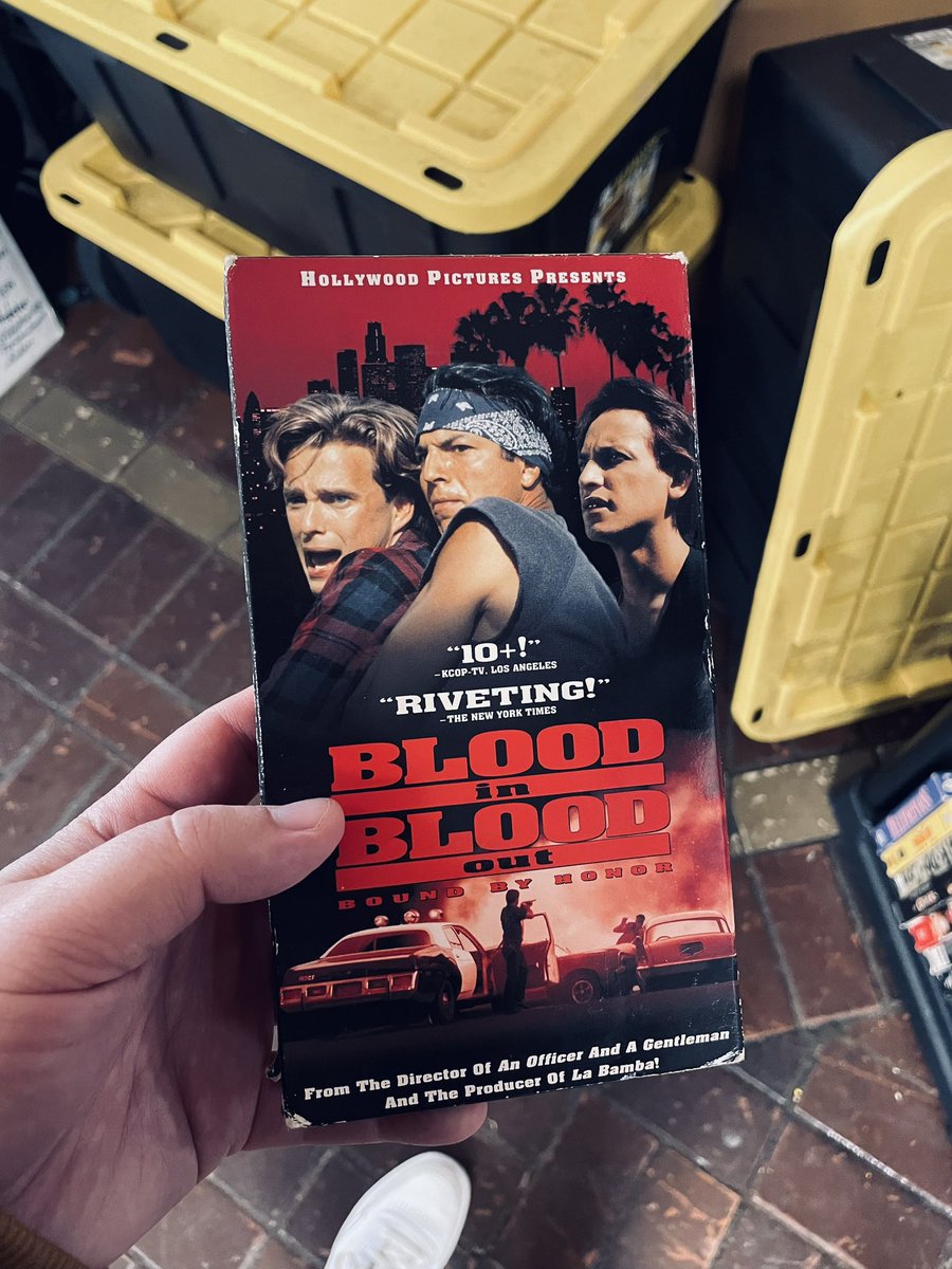SheaSerrano's tweet photo. HOLY FUCKING SHIT I FOUND IT I FINALLY FOUND IT THIS IS THE GREATEST FAY OF MY LIFE 😭😭😭😭 https://t.co/ulx0Y92fsf