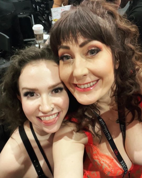 Day 3 @AEexpo @RobbyApplesxxx @Andres_Stones @mrsvalentine666 @HazelPaigexo_ https://t.co/zAOWQu7UHO<a class="tags" href="/tag/aeexpo">@aeexpo</a><a class="tags" href="/tag/robbyapplesxxx">@robbyapplesxxx</a><a class="tags" href="/tag/andres_stones">@andres_stones</a><a class="tags" href="/tag/mrsvalentine666">@mrsvalentine666</a><a href="/tag/mvsales"class="tags"><span>#mvsales</span></a>