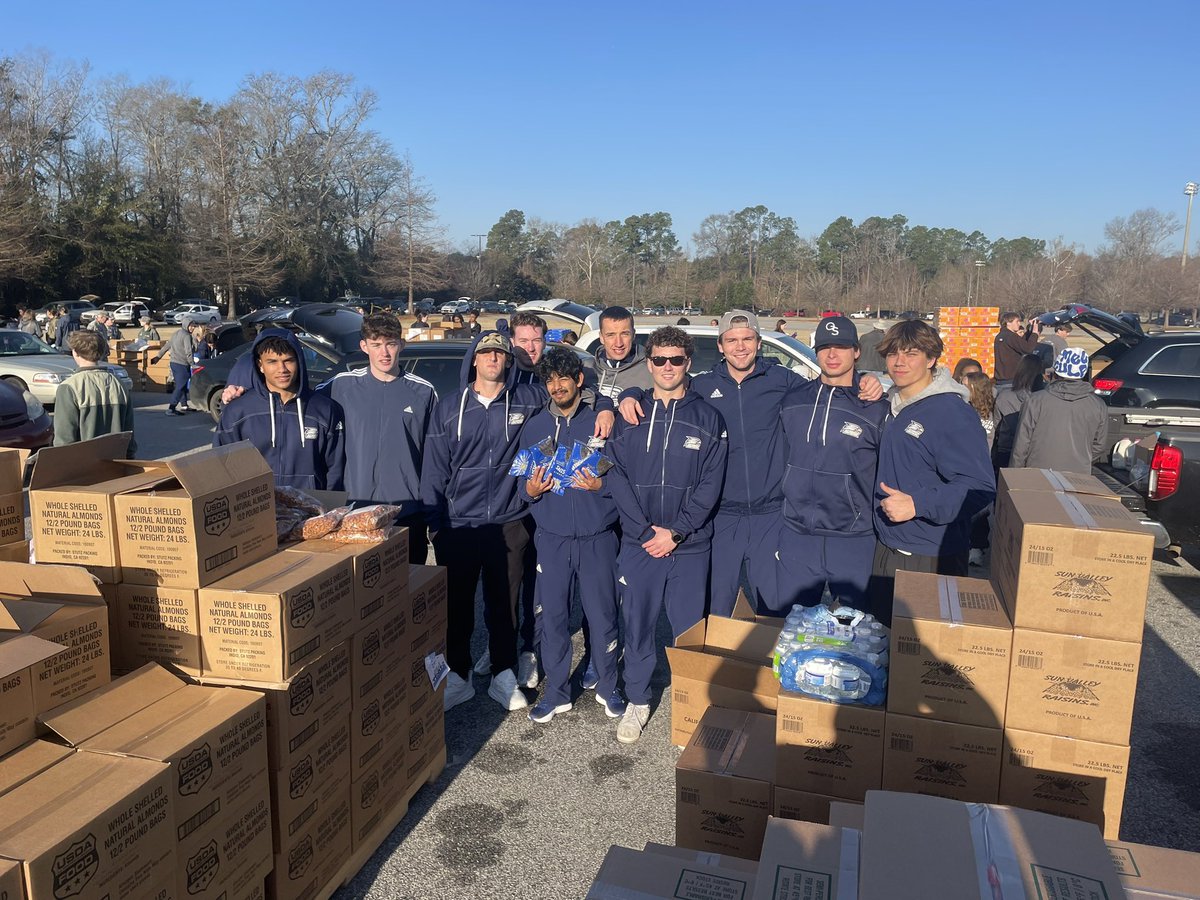 GSAthletics APEX (@gsathleticsapex) on Twitter photo Great Feed the Boro event! Special thanks to <a href="/GSAthletics_MSO/">Georgia Southern Men's Soccer</a> <a href="/GSAthletics_FB/">Georgia Southern Football</a> <a href="/GSAthletics_VB/">GS Volleyball</a> <a href="/GaSouthernCheer/">GS Cheer</a> for being #servantleaders ๐ฆ
Great Feed the Boro event! Special thanks to <a href="/GSAthletics_MSO/">Georgia Southern Men's Soccer</a> <a href="/GSAthletics_FB/">Georgia Southern Football</a> <a href="/GSAthletics_VB/">GS Volleyball</a> <a href="/GaSouthernCheer/">GS Cheer</a> for being #servantleaders ๐ฆ