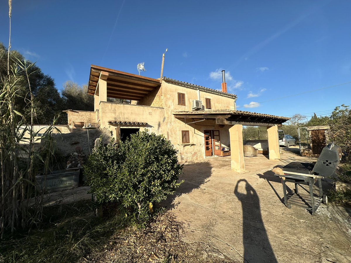 fran_inv's tweet photo. Acabo de recoger las llaves de esta magnífica casita en Santanyi. 🏡

- Alquiler 600€. 
- Gastos 130€. 

La alquile sin visitarla. Sabía que era un chollo sin verla. 

Puede que pruebe por primera vez de realquilarla. Un rent to rent. 💰

Iré compartiendo la experiencia. https://t.co/SEc78IAE79