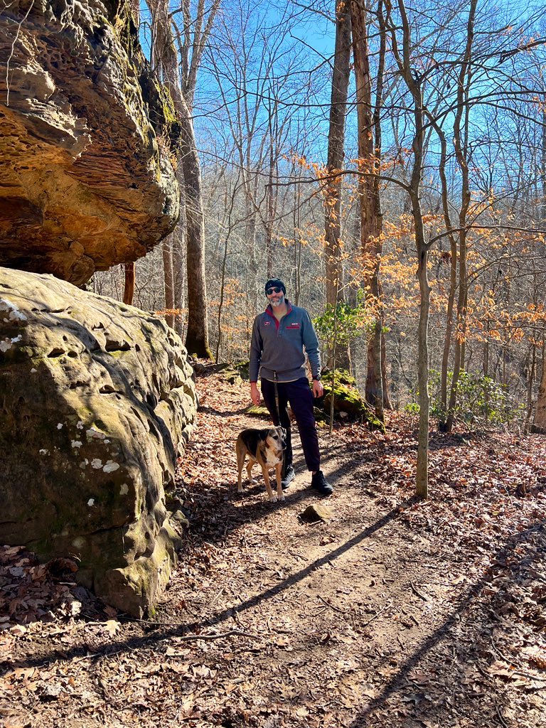 wxornotBG's tweet photo. First trip of the new year to Shanty Hollow. Always a fun little trek, close to home. Are you taking advantage of this beautiful weather?? 🐾☀️🌳 https://t.co/RtciAbmTot