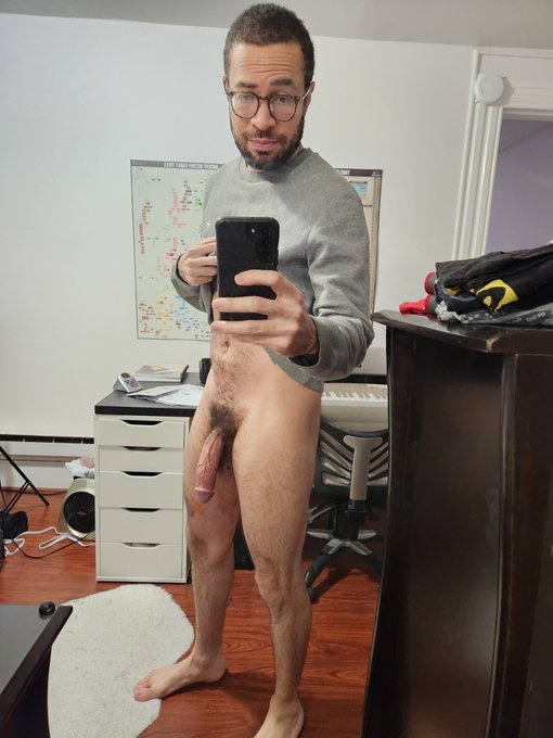 My birthday is in two days 🥹 https://t.co/2dgn6QdQKP