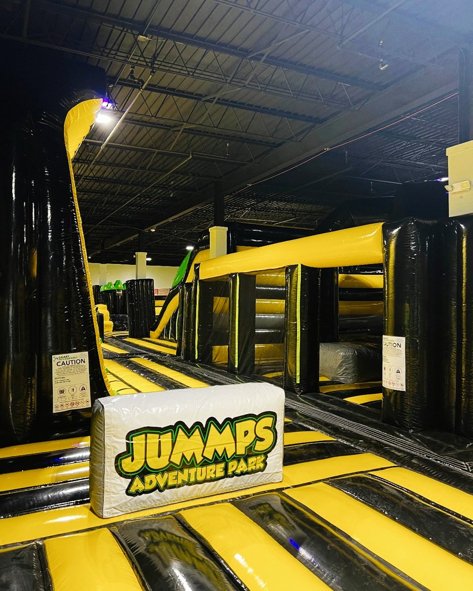 galaxybulls's tweet image. Elevate your brand image with Galaxy! 🤩 We're here to help you take your business to new heights by adding personalized touches to your inflatable park such as custom entryways, brand colors, logos and more! #UniqueMarketing #CustomInflatablePark @jummpsadventurepark
