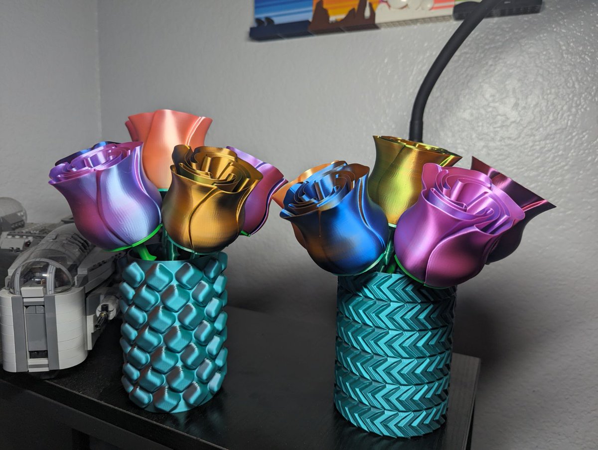 Hubby and I made these 3D printed roses to take to work for valentines Day for anyone who may not have someone special. I'm thinking of adding a tag with words of affirmation. Thoughts?