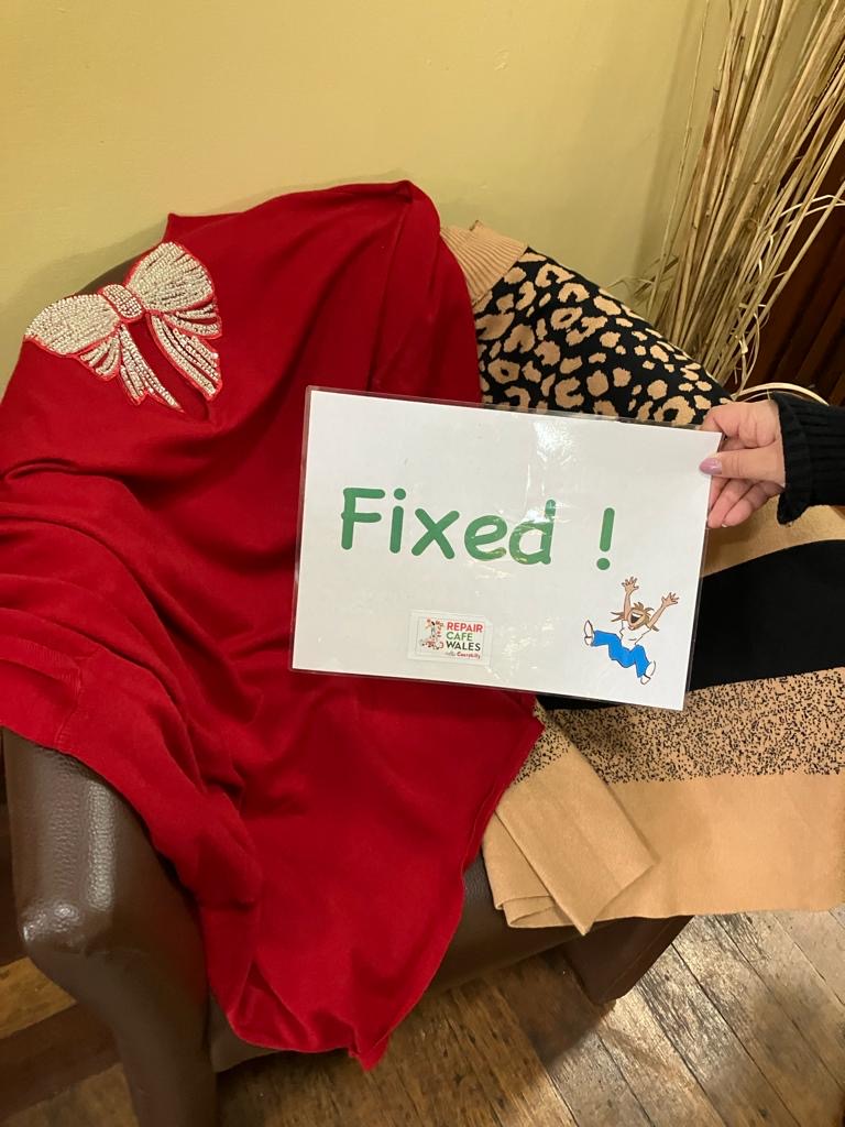 caerphillymine1 (@caerphillymcc) on Twitter photo ♻️Thank you to everyone who attended today’s Repair Cafe. Your patience and donations are very much appreciated.
😍Thank you to all of our volunteers who supported this event.
♻️Our next Repair Cafe will be Saturday 2nd March 10am to 1pm
#repaircafewales #reducereuserecycle ♻️Thank you to everyone who attended today’s Repair Cafe. Your patience and donations are very much appreciated.
😍Thank you to all of our volunteers who supported this event.
♻️Our next Repair Cafe will be Saturday 2nd March 10am to 1pm
#repaircafewales #reducereuserecycle