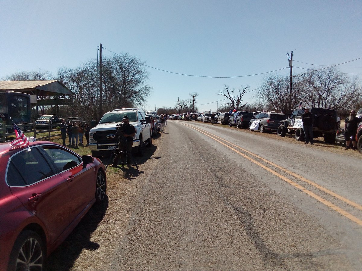 BlueCollarNews3's tweet photo. The #TakeOurBorderBackConvoy rally now in Quemado, TX at the Cornerstone Children's Ranch #SouthernBorder
This is a peaceful rally w/ hundreds of vehicles, food, live music and entertainment. The people are here to celebrate the freedom of #America and are NOT going to #EaglePass https://t.co/LDkhNJ4zCt