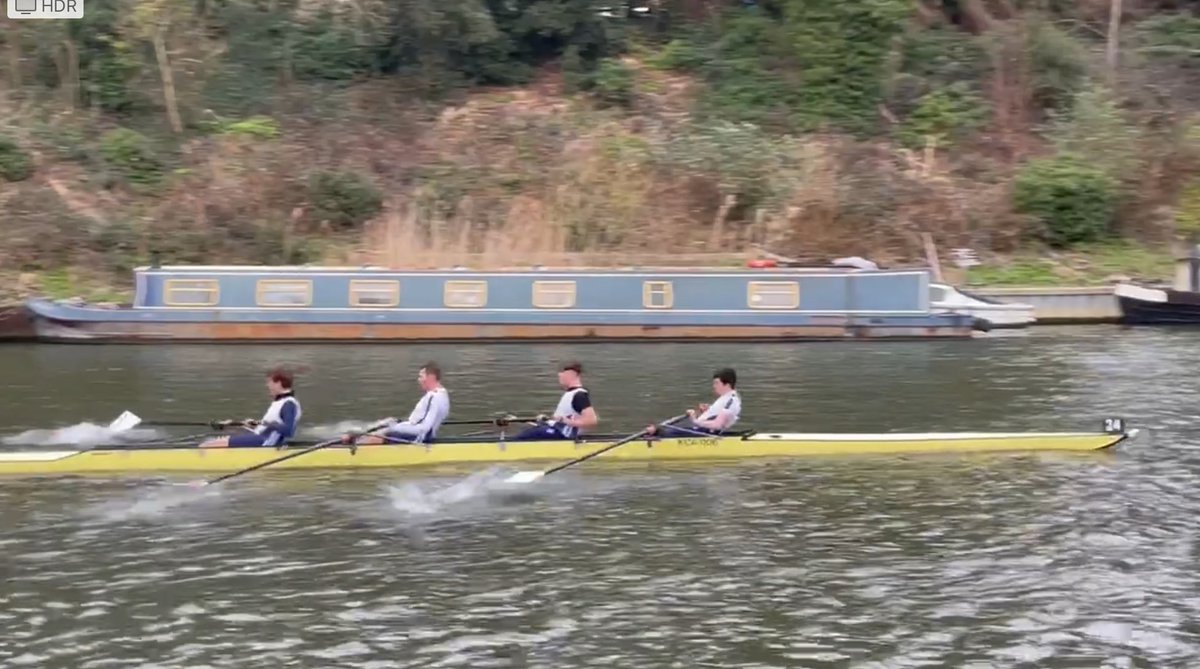 Kings crews making the most of racing <a href="/HamptonRowing/">Hampton Rowing</a> head today #yeahkings