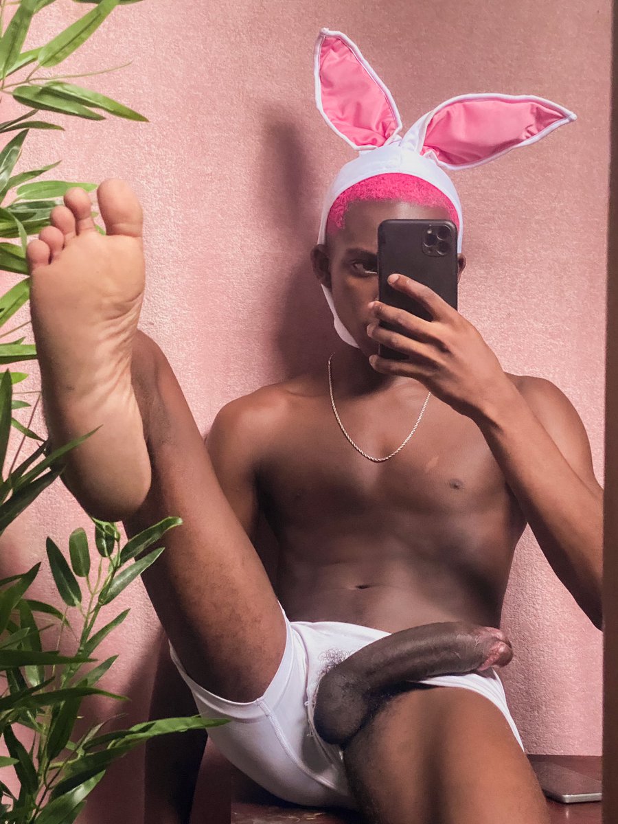 🐰😈a páscoa nem chegou e tu já tem um diamante negro aqui🐣🍫