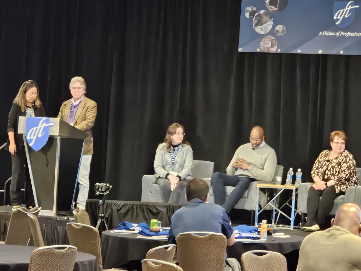 HTF394's tweet image. 