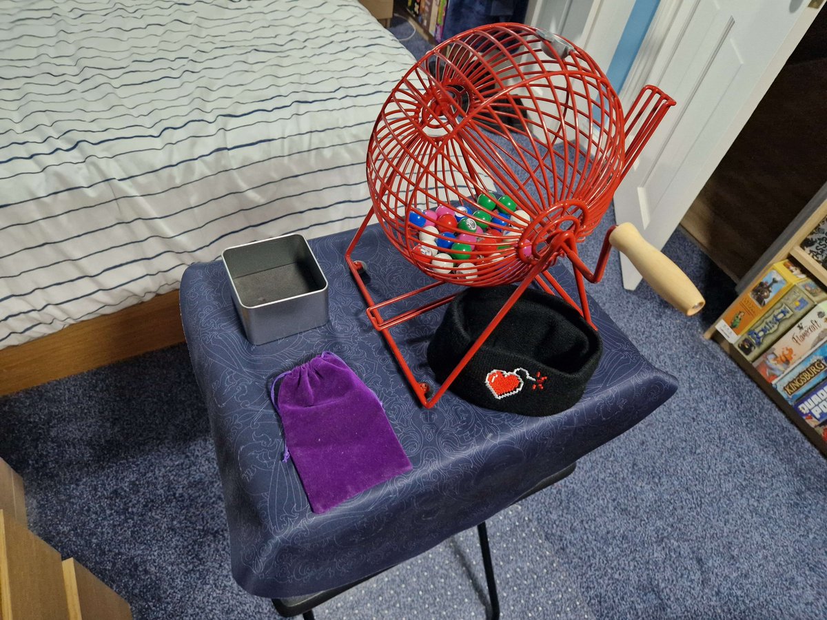 "Weird" Lewis Walker tweet media