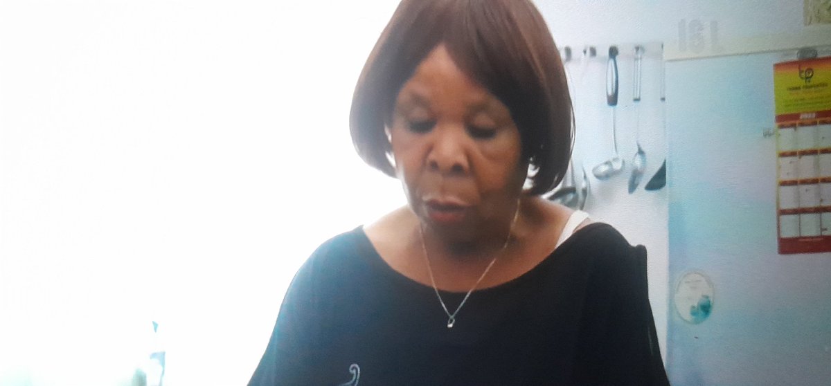 MrSmegOfficial's tweet photo. She spoiled her child by doing everything for her ,now she can't even  cook #Rekere https://t.co/soMUA17i5B