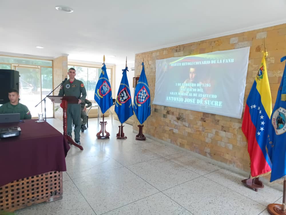 ARB_CANB23's tweet photo. 📌#03FEB La @ARB_CANB23 realizó conferencia sobre la vida y obra del Gran Mariscal de Ayacucho, protagonista de la lucha independestista de América del sur y ejemplo a seguir en la defensa de los Derechos Humanos. https://t.co/64Mpmd3HdL