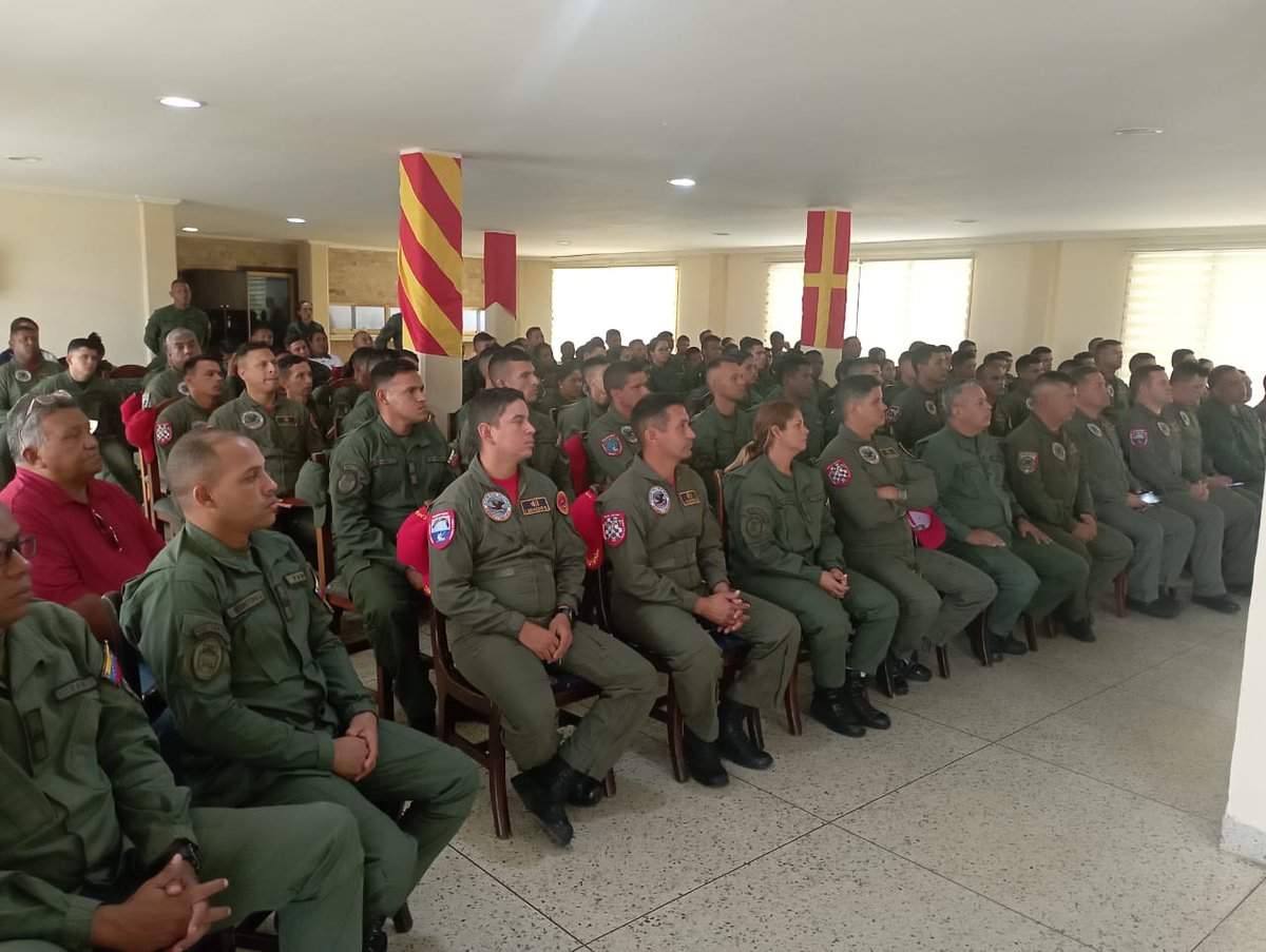 📌#03FEB La <a href="/ARB_CANB23/">Aviacion Naval Bolivariana</a> realizó conferencia sobre la vida y obra del Gran Mariscal de Ayacucho, protagonista de la lucha independestista de América del sur y ejemplo a seguir en la defensa de los Derechos Humanos.