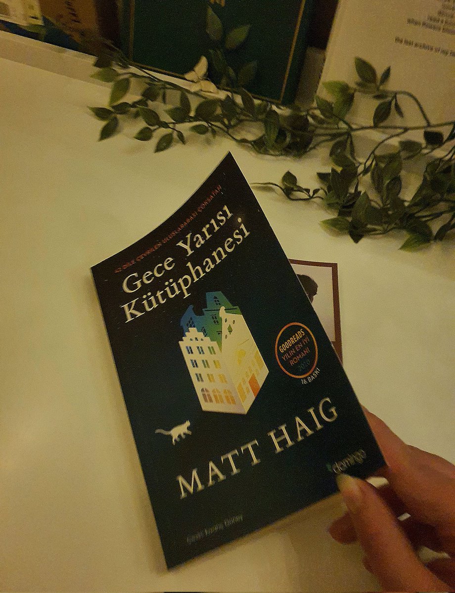 neela613's tweet photo. Namunun bu kitabı neden önerdiğini okumaya başladıktan sonra daha iyi anladım 🤍
#NamuileOku 
#ReadingwithRkive https://t.co/jQphpE80Og
