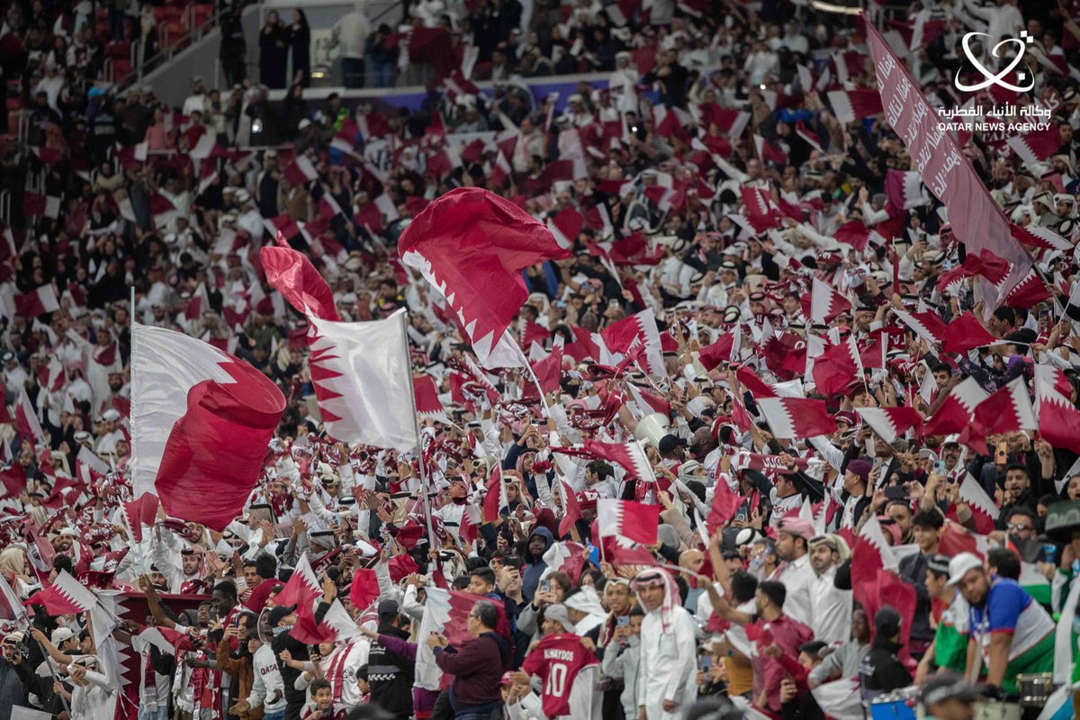 YaMsh3L's tweet photo. البطولة بكبرها ماتليق الا لهم والله
فالهم الكاس ❤️🇶🇦
 #كأس_اسيا_2023 https://t.co/22P69CnlPw