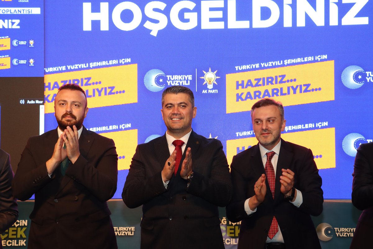 av_aligumus's tweet photo. Genel Başkan Yardımcımız ve Teşkilat Başkanımız @erkankandemir, Teşkilat Başkan Yardımcımız ve İstanbul Milletvekilimiz @halisdalkilic, Milletvekillerimiz @mestanozcan, @GkhanDiktas ve @CKoncagul, Tekirdağ Büyükşehir Belediye Başkan Adayımız @CuneyttYuksell, Cumhur İttifakı'mızın kıymetli ortaklarından Milliyetçi Hareket Partisi il Başkanı @sfethisirin ve teşkilat mensuplarımız ile birlikte Aday Tanıtım Toplantımızı gerçekleştirdik.

Şehrimize ve Hemşehrilerimize arzu ettikleri AK Belediyecilik hizmetlerini ulaştıracak AK Kadroları tanıtmak adına büyük bir coşkuyla gerçekleştirdiğimiz toplantımızın hayırlara vesile olmasını Rabbim'den niyaz ediyor, Belediye Başkan Adaylarımıza çıkmış oldukları yolda muvaffakiyetler diliyorum.

Cumhurbaşkanımız ve Genel Başkanımız Sayın Recep Tayyip Erdoğan'ın da dediği gibi;
"Sonsuza dek yüzün gülsün Tekirdağ!" diyor, tüm hemşehrilerimize selam ve muhabbetlerimi sunuyorum.

Tekirdağ İçin Hep Yeni! Hep İleri!🇹🇷🇹🇷