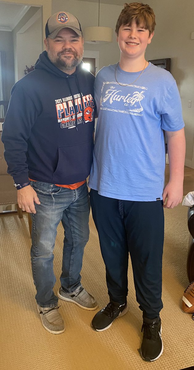 Had the opportunity to eat lunch and hang out with this young man yesterday. He is truly amazing and a blessing to so many people. Life is good! 

Love you Atticus! 
#FamilyStrong
<a href="/MSBulldogFTBL/">M-S Bulldog Football</a>