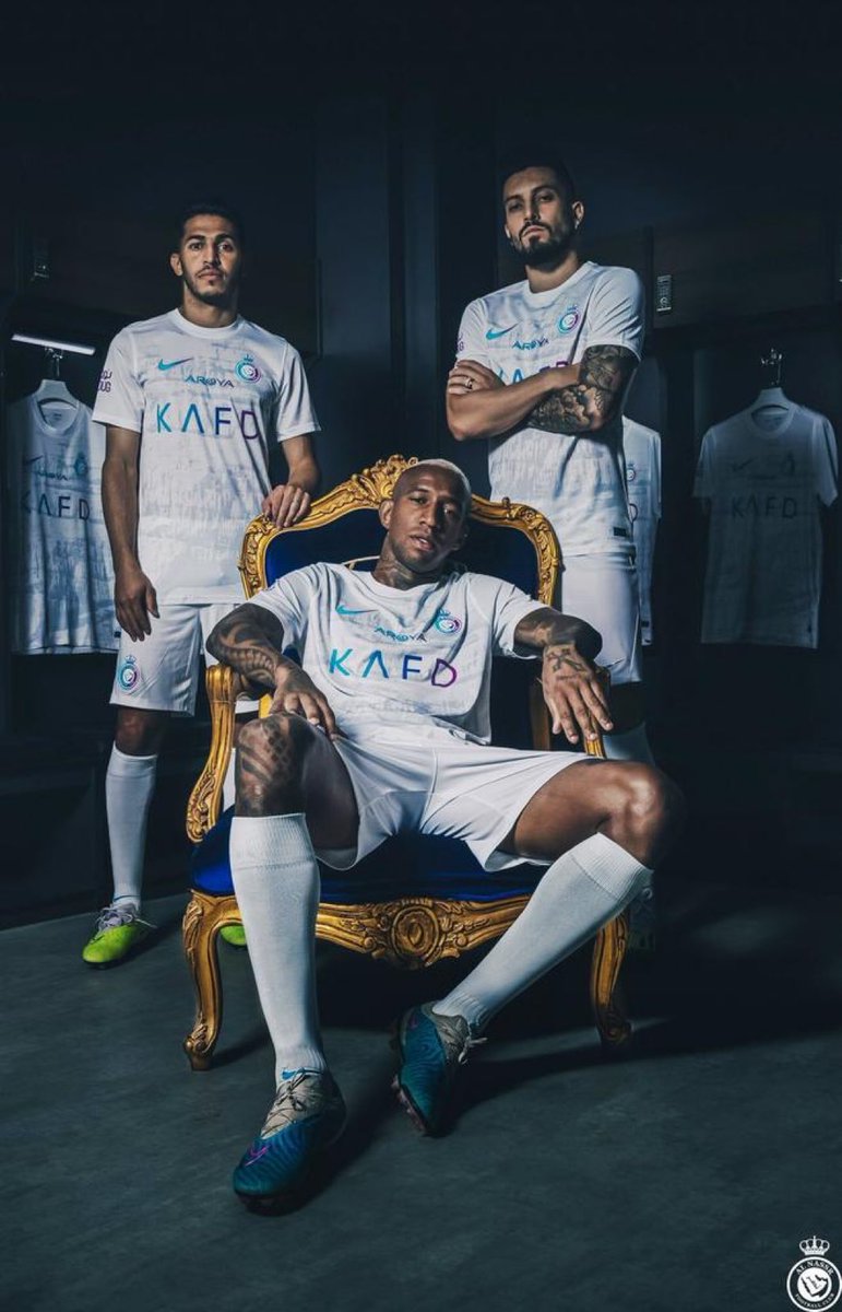 X99i3's tweet photo. 🚨🚨🚨🚨🚨🚨

الماركا :

-نادي #النصر يحصل على المرتبة 23 عالميًا والأول آسيويا كأغلى نادي يحصل على مبالغ من العلامات التجارية في قميص الفريق 💛. https://t.co/APnoPFkoNK