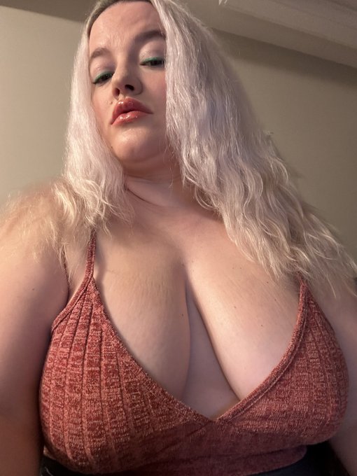 🍒 https://t.co/HgD9eqRwok