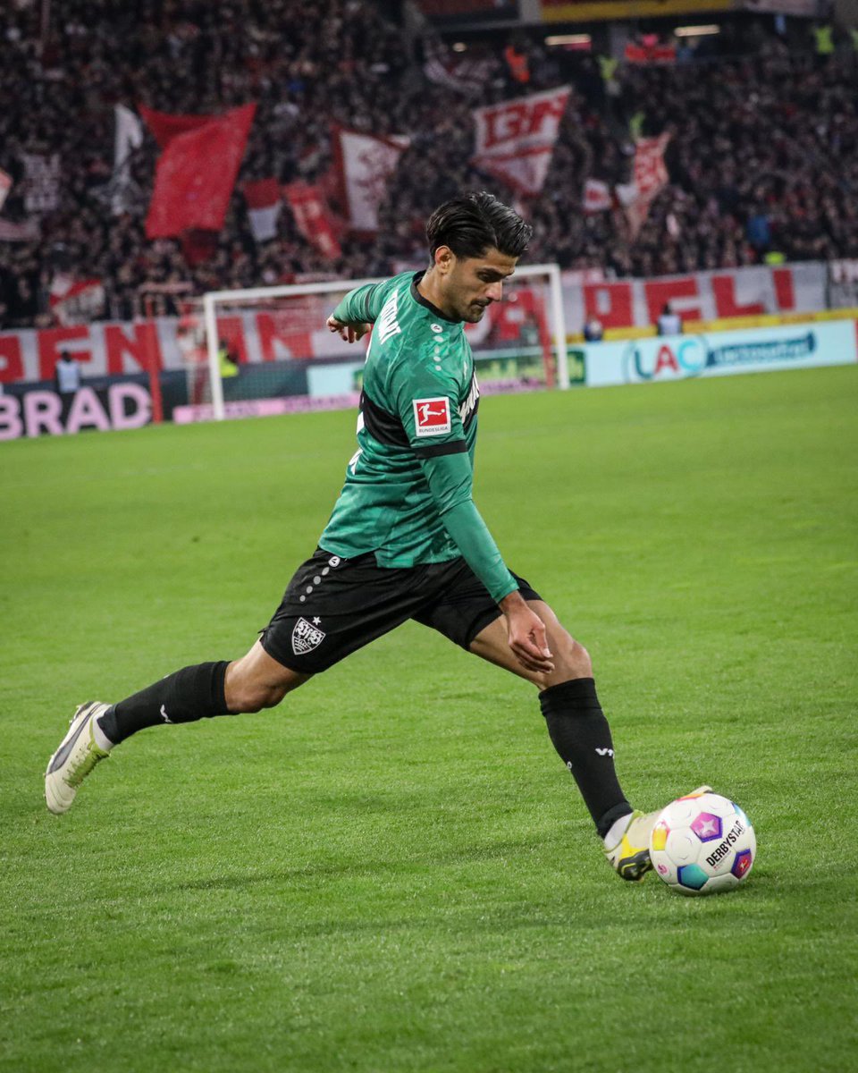Mahmoud Dahoud tweet media