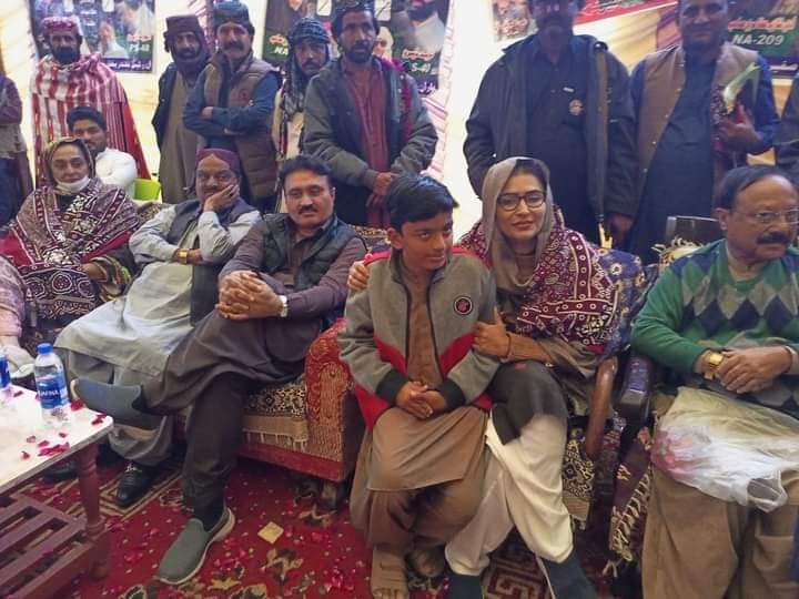ImranKaimKhani_'s tweet photo. پی پی پی امیدوار #NA209 شازیہ عطا مری، امیدوار #PS41 علی حسن ہنگورجو کی اليکشن مہم کے سلسلے میں مختلیف گاٶں میں کارنر جلسوں میں شرکت،
جگہ جگہ شاندار استقبال ۔۔۔
@ShaziaAttaMarri @Anny_Marri https://t.co/uEcGEvvEsT