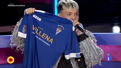 Esa promo. Al #Almacor este solo le ha faltao sacar unos folleticos turísticos o invitar a la gente a la escuadra pa Fiestas.