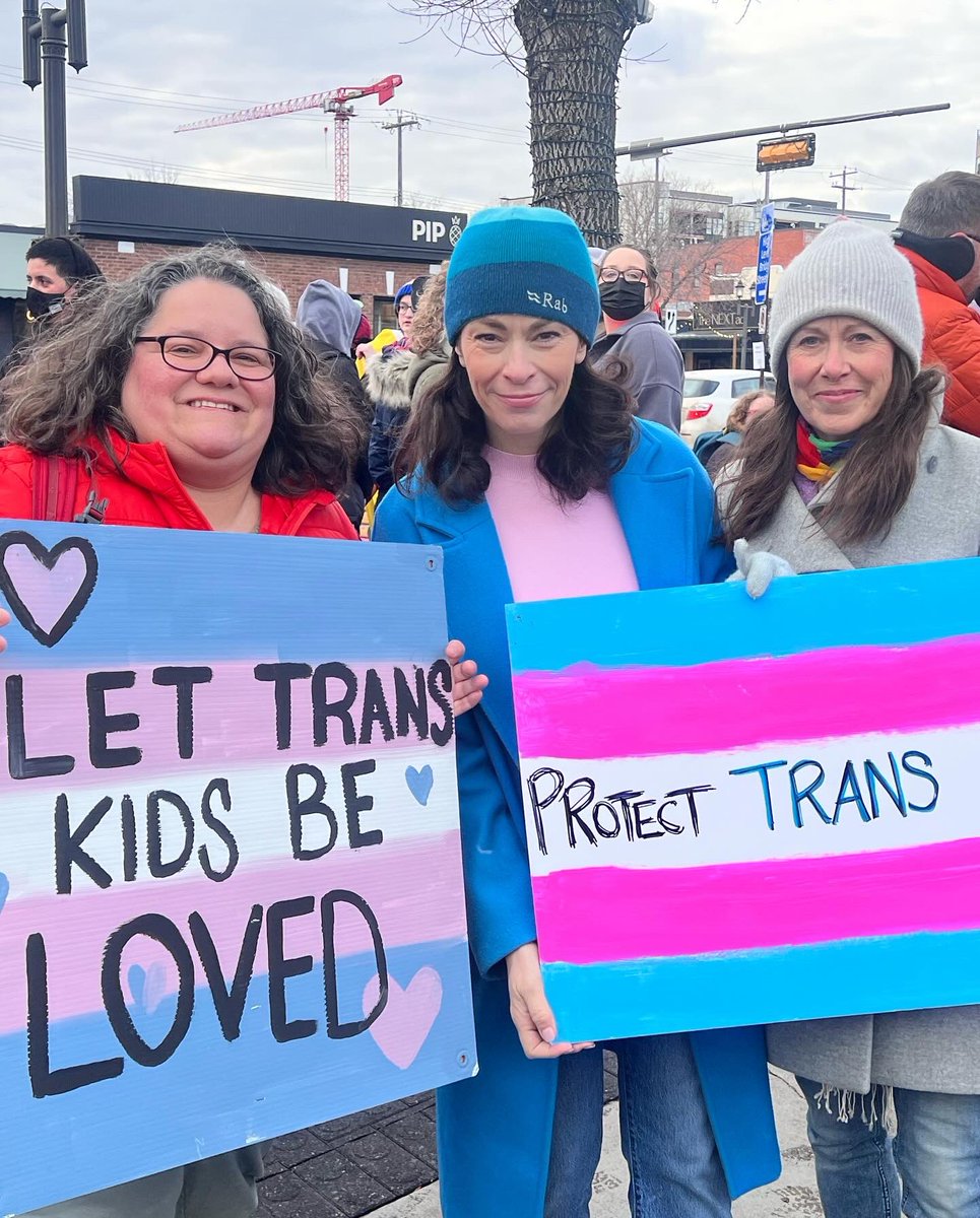 HMcPhersonNDP's tweet photo. So proud to be part of a community that showed up today to protect kids, to fight hate, to ensure everyone has the right to be who they choose. 🩵🤍🩷

When the human rights of anyone are attacked, we all need to fight back.  
#transrightsarehumanrights🏳️‍⚧️ https://t.co/fzn24gzX3O