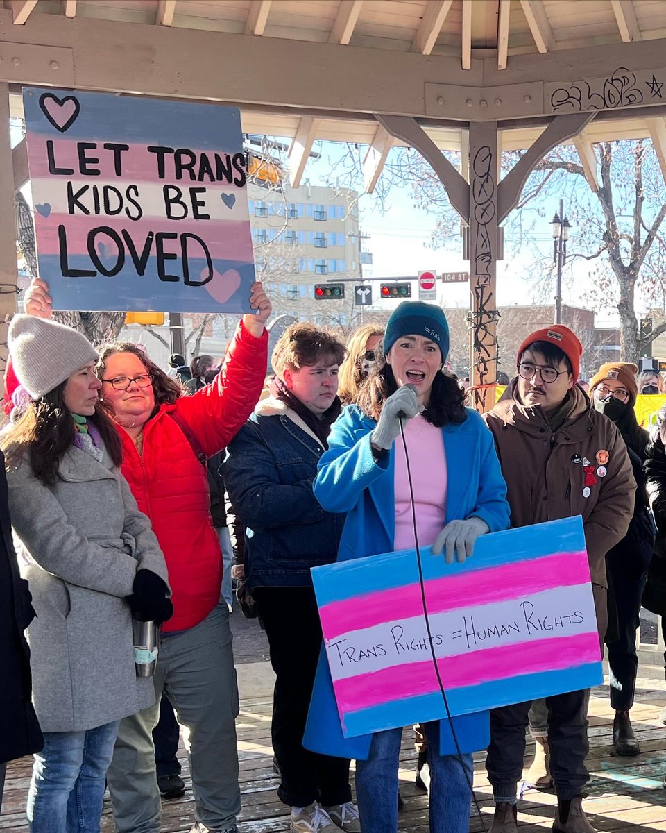 HMcPhersonNDP's tweet photo. So proud to be part of a community that showed up today to protect kids, to fight hate, to ensure everyone has the right to be who they choose. 🩵🤍🩷

When the human rights of anyone are attacked, we all need to fight back.  
#transrightsarehumanrights🏳️‍⚧️ https://t.co/fzn24gzX3O