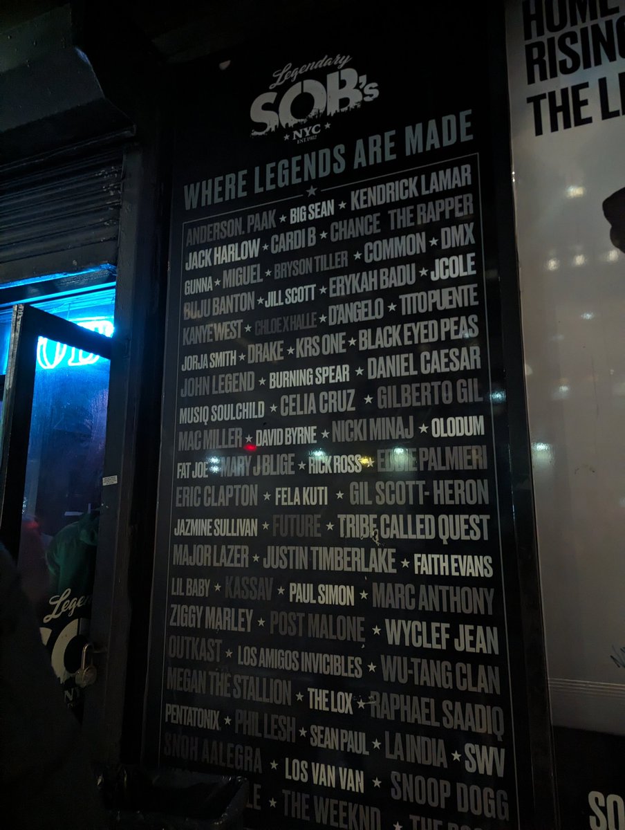 HighFiveFriday tweet media