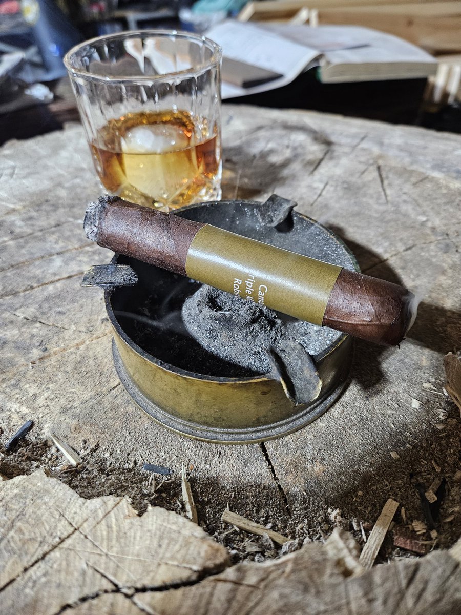 sarcasmfarmer's tweet photo. Makes the away from home, long work hours worthwhile. 
#enjoy #hardwork #bestthings https://t.co/4IJ5lS66E8