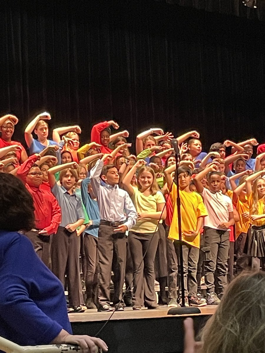 E killed it in WCPSS’s All County Chorus Concert 🎶