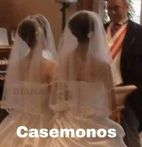 Dinahsvibe's tweet photo. Lesbianas luego de cumplir 2 días de relación: https://t.co/GcEtpZAyIA