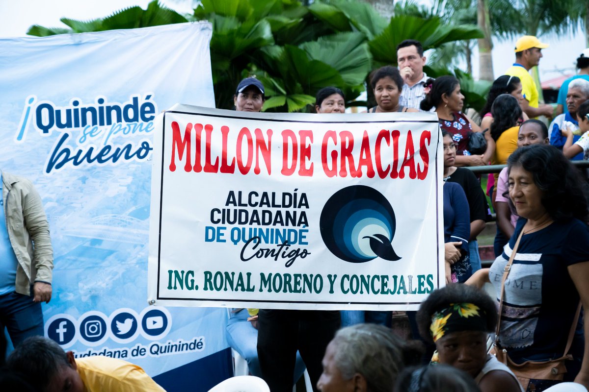 Con la #PuestaDeLaPrimeraPiedra damos inicio a la obra de regeneración urbana de dos vías importantes para la parroquia La Unión. Agradecemos la presencia del representante del #BDE, por su participación y apoyo con el financiamiento para esta importante obra.  #AlcaldiaCiudadana