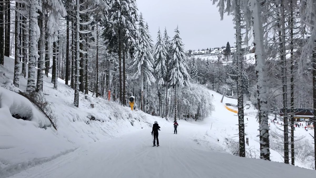 australian28's tweet photo. This year's winter is more severe than ever, skiing say https://t.co/ItG0moxOJ1