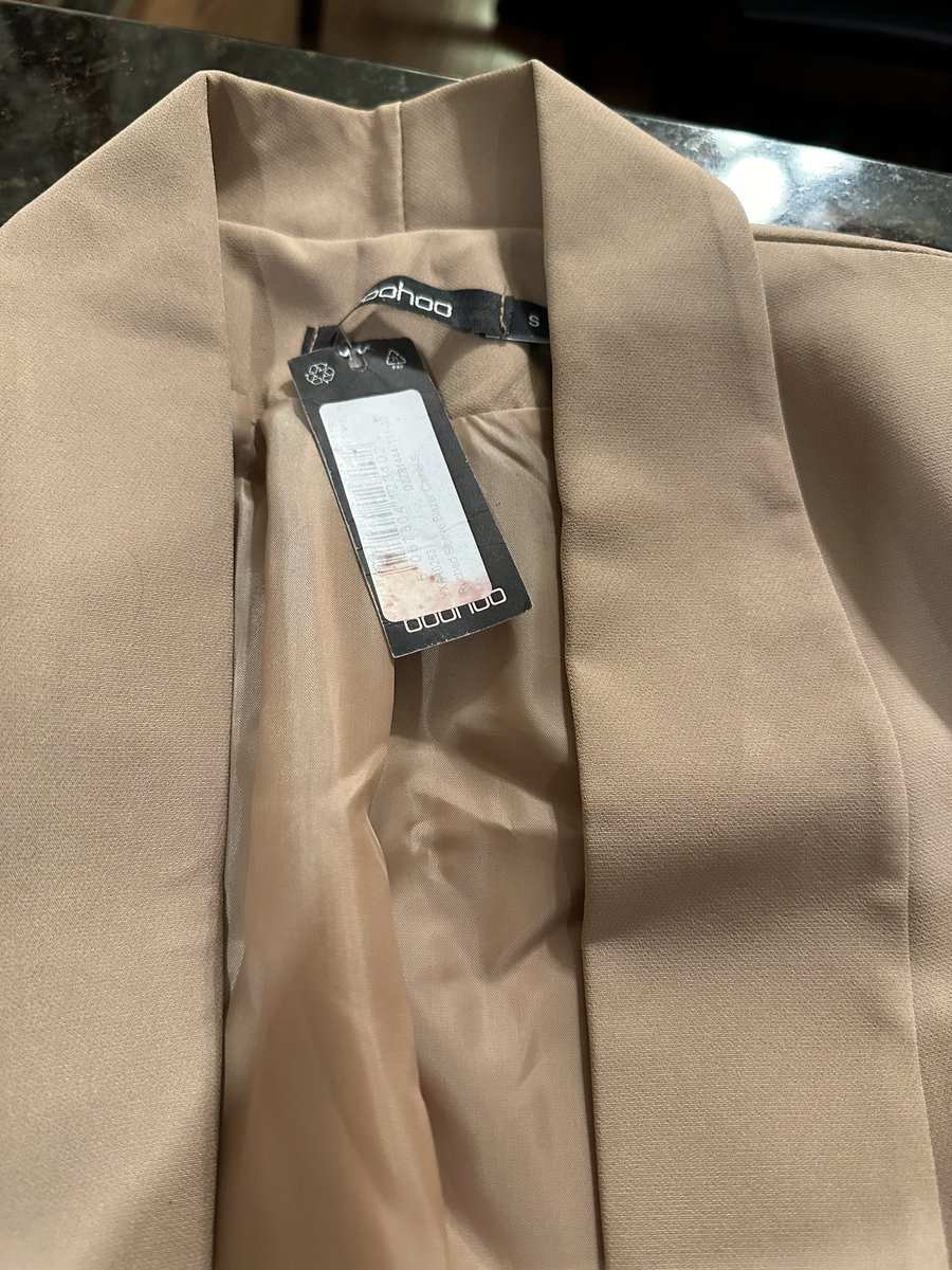 RachLH's tweet photo. I was so excited to receive my first @boohoo order! So disappointed that it came damaged and @boohoo_cshelp won’t waive the return free. It came wet—so gross! https://t.co/eRiNoHmV6j
