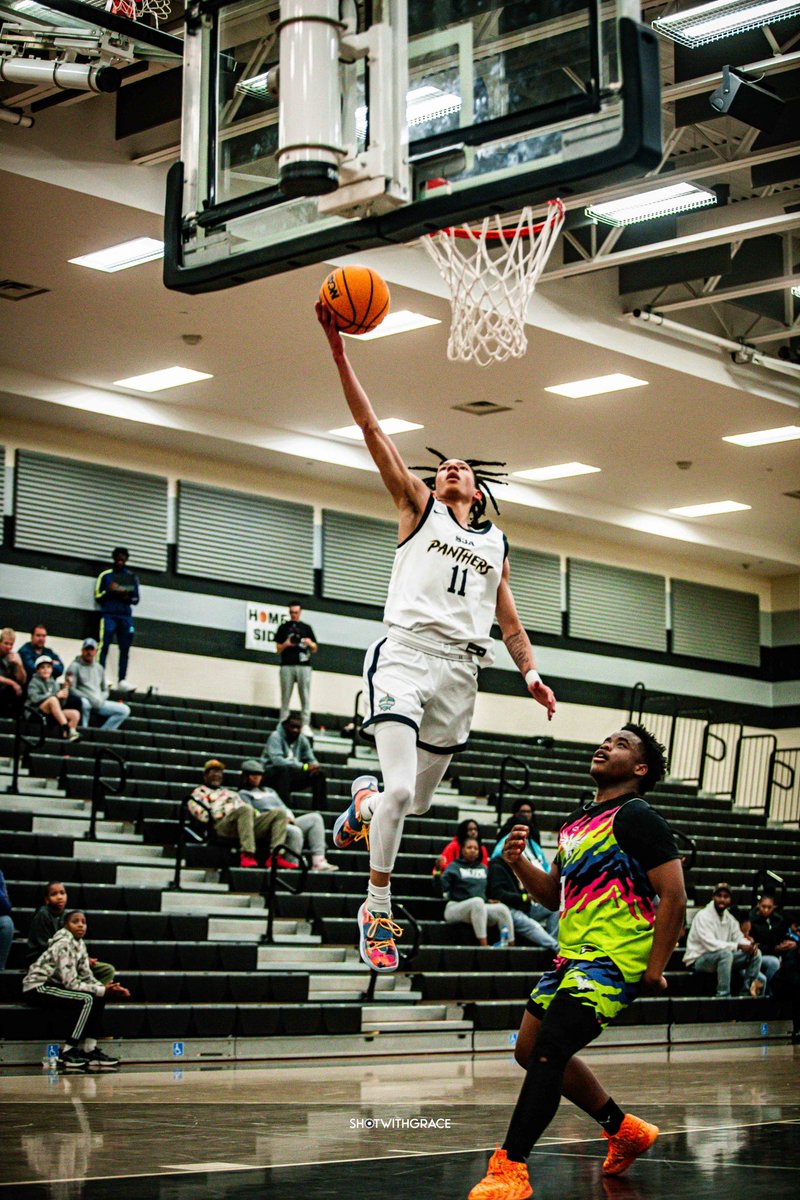 BIG SH🏀TS tweet media