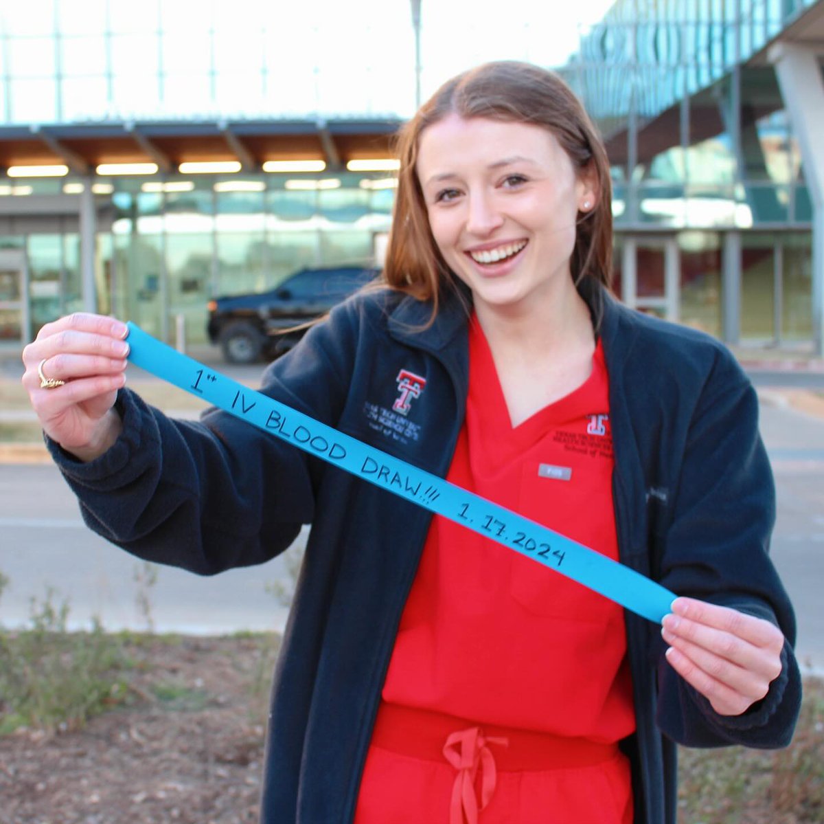 TTUHSC's tweet photo. “First night shift + First IV blood draw💉🩸” Posing for a photo with the tourniquet from their #FirstIV start is a tradition for nursing students like Jordan, and others in the @ttuhscson School of Nursing in Lubbock. #RedRaiderNurse https://t.co/O4jfuft9bB