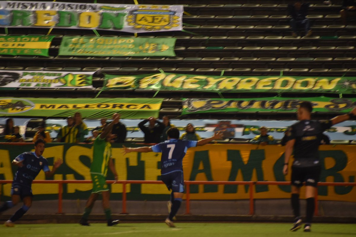 OficialAMSyD's tweet photo. ¡Vamos Tucu! https://t.co/4oC3CrmDEH