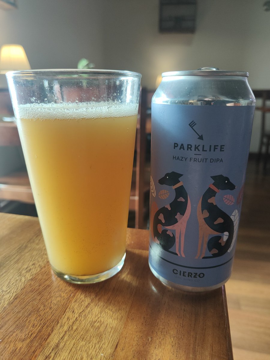 HodeiMaiza's tweet photo. Hoy en #catadecervezas x Zaragoza con #CierzoParklife,  1 DIPA d 8°, 80IBU's, dorada, turbia, con aromas tropicales, trago denso y sabores intensos x sus lúpulos Simcoe, Bru-1, Waimea y Pacific Sunrise en dry hopping + extra d mango, maracuyá y melocotón y final amargo. Muy rica. https://t.co/FStzjTXR3V