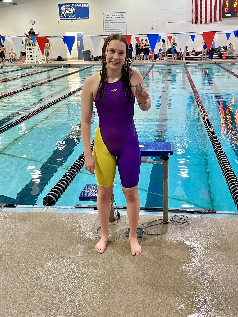 Awesome weekend for the Broncos at the Conference Championship meet!Medalists include:

Kylie Binger - Dive - 5th

Myah Frashier - 50 free - 4th

Emma Fry - 100 fly - 5th

Emma Fry - 100 Back - 5th

S. Schwally, M. Bruce, E. Fry, M. Frashier 200 fr relay - 3rd