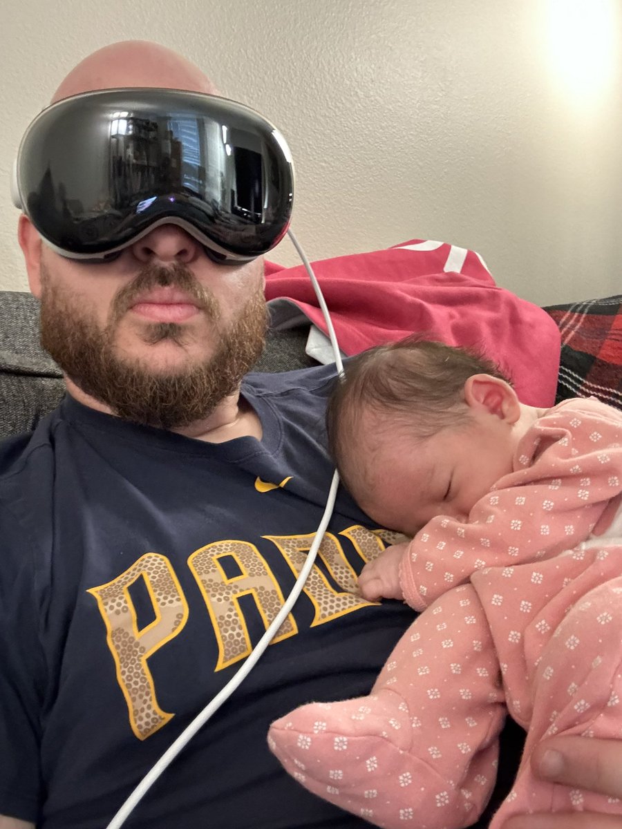 Anshel Sag tweet media