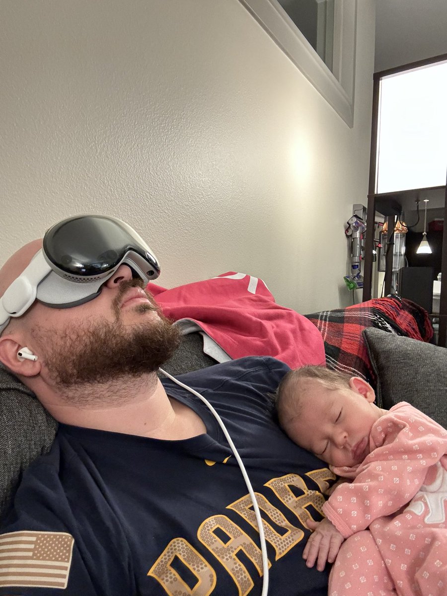 Anshel Sag tweet media