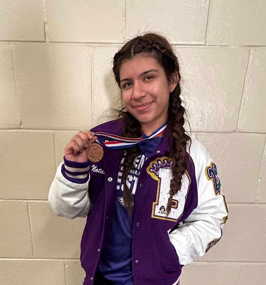 BrackWrestling's tweet photo. We also have Soph. Natalee Ovalle and Fresh. Element Vallejo punching their tickets to Regionals as Alternates. Both placed 5th at this weekends tournament. Soph. Mersaydez Tovar finished strong and placed 6th. #GirlPower #PinEm @CoachSASalas @SAISDAthletics https://t.co/CMaGjBfrlo