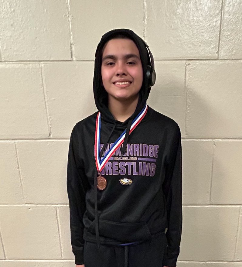 BrackWrestling's tweet photo. We also have Soph. Natalee Ovalle and Fresh. Element Vallejo punching their tickets to Regionals as Alternates. Both placed 5th at this weekends tournament. Soph. Mersaydez Tovar finished strong and placed 6th. #GirlPower #PinEm @CoachSASalas @SAISDAthletics https://t.co/CMaGjBfrlo