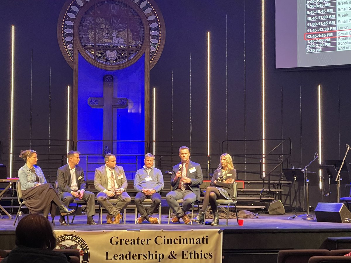 RossRamsAD's tweet photo. Thanks to the West Point Society of Greater Cincinnati for putting on the Ethics and Leadership Seminar for local high school students and faculty!  Great to see @berryjohnt and student-athletes from Franklin in attendance as well!   #GoRAMS @RossRams1 @SWBLSPORTS https://t.co/x0fBWFiohp